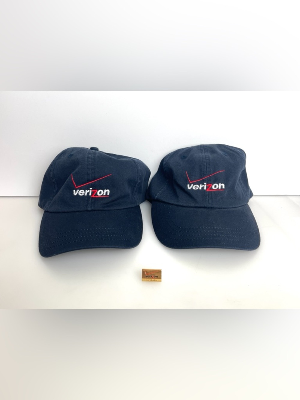 Vintage Verizon Caps Hats Cotton Embroidered Adjustable Strap With 35 Year Pin